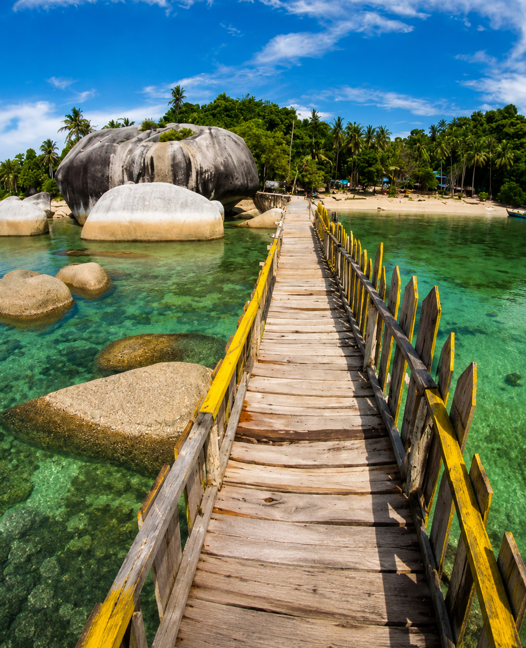 Tanjung Pandan sebagai pusat perdagangan dan distribusi logistik di Belitung